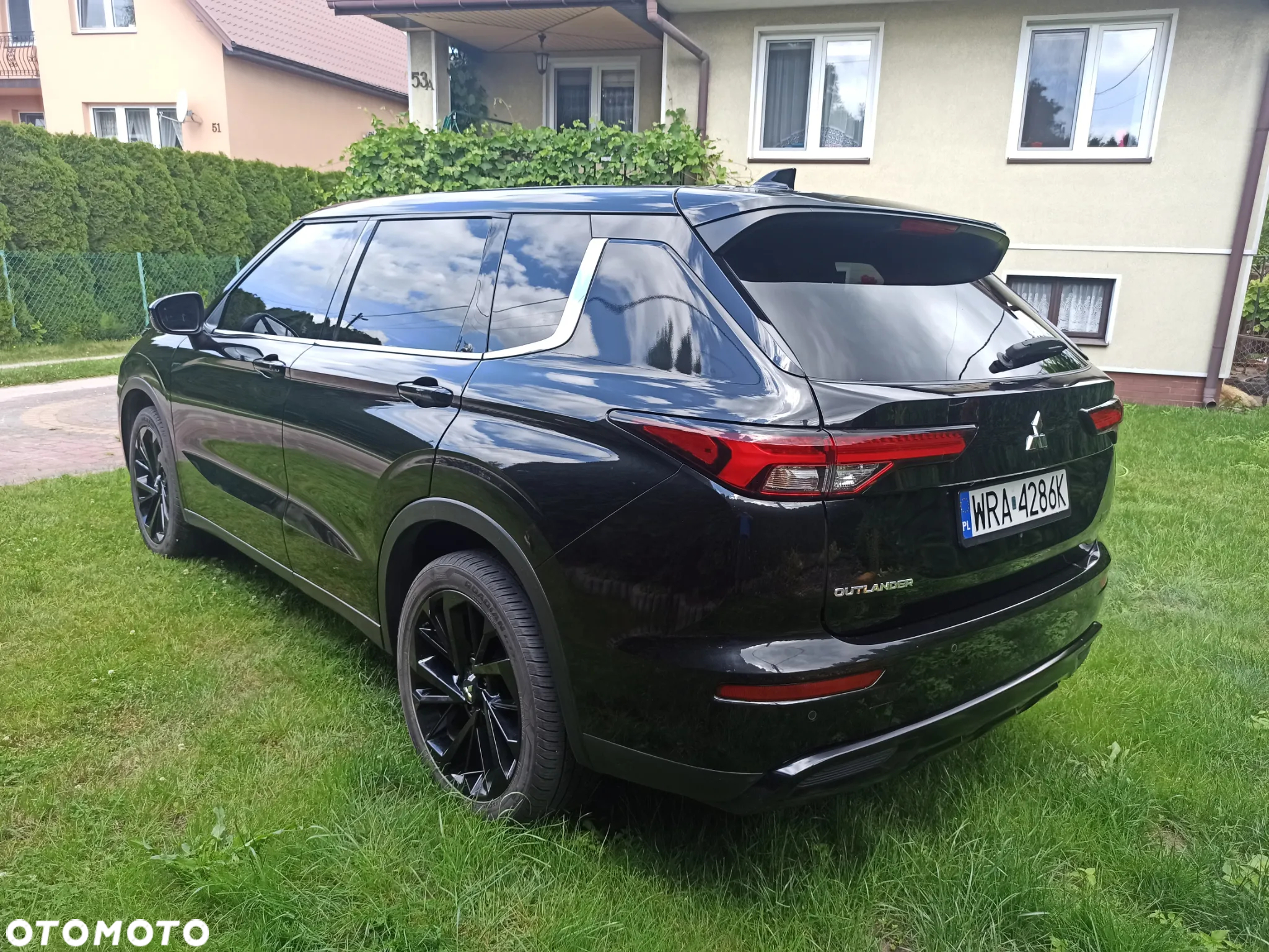 Mitsubishi Outlander - 9