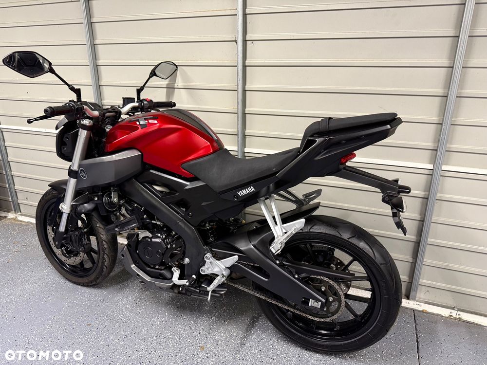 Yamaha MT - 13