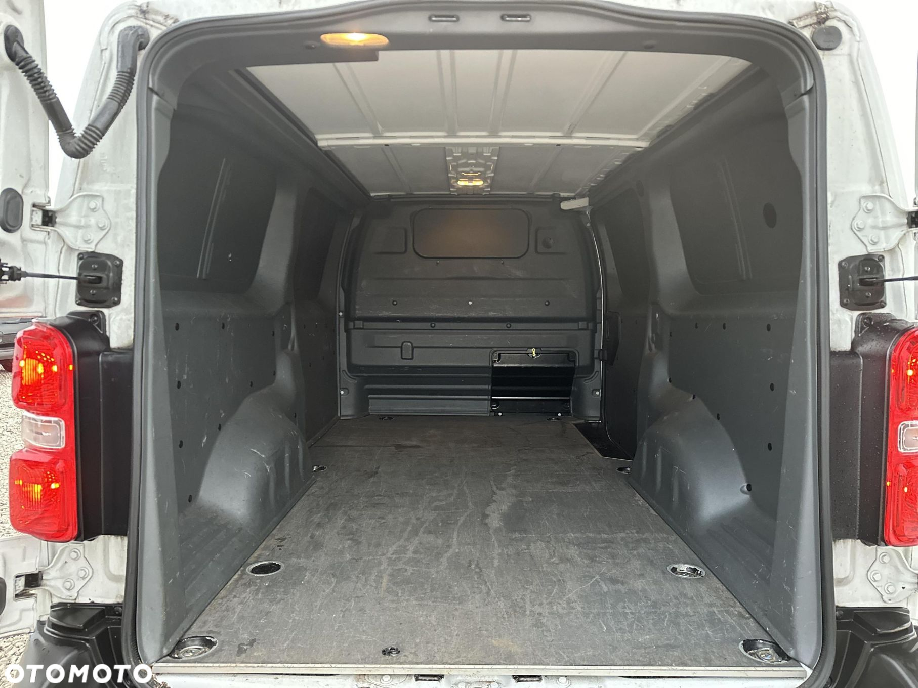 Toyota PROACE - 13