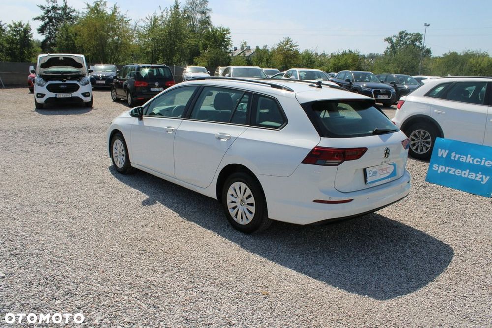 Volkswagen Golf - 8
