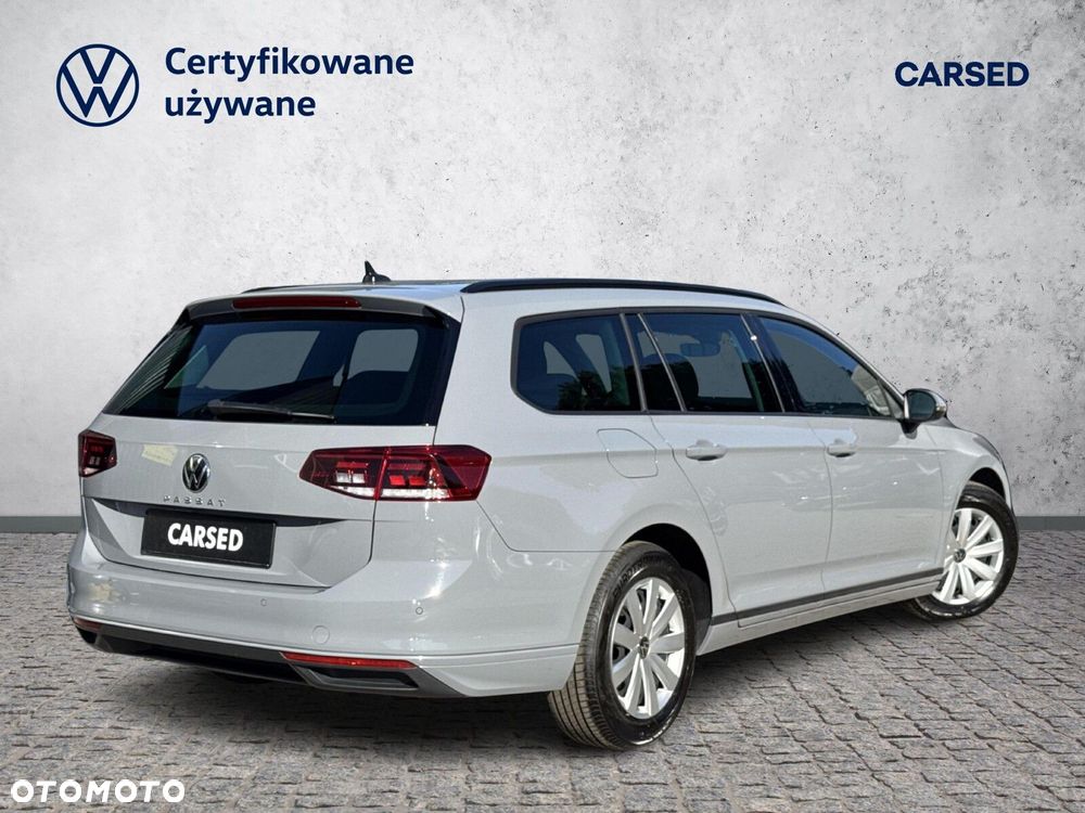 Volkswagen Passat - 6