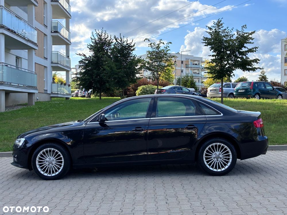 Audi A4 Limousine - 15