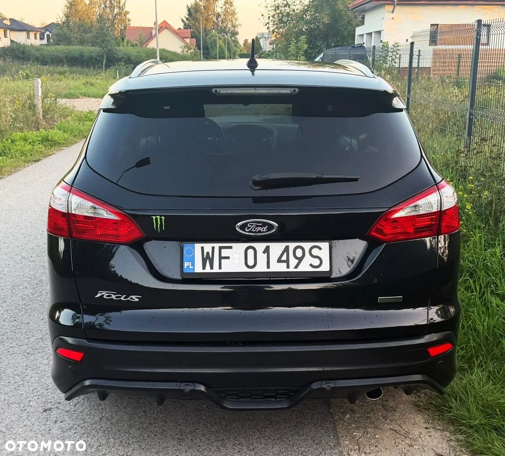 Ford Focus 1.6 EcoBoost Titanium - 27