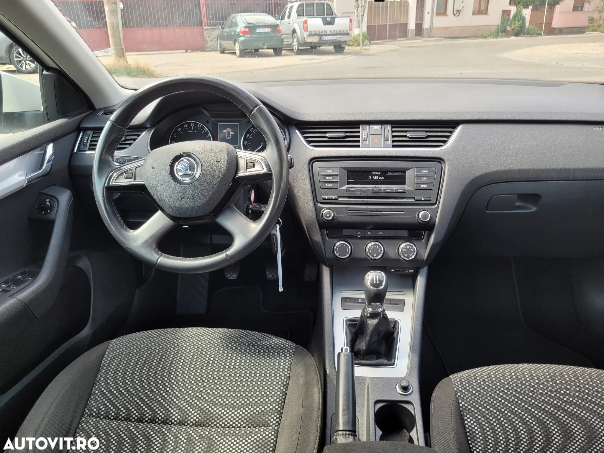 Skoda Octavia 1.6 TDI AMBITION - 17