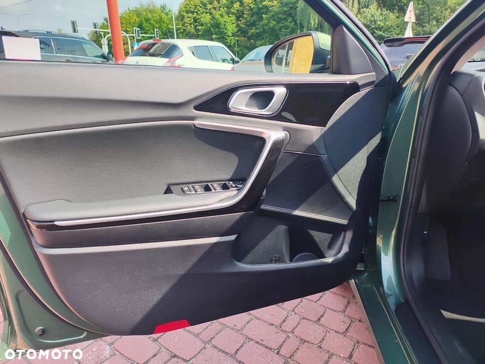 Kia Ceed 1.5 T-GDI Tribute DCT - 21