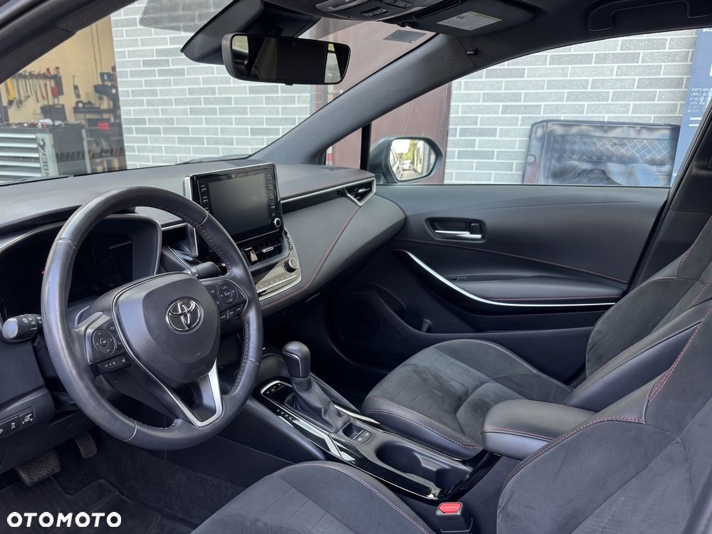 Toyota Corolla 1.8 Hybrid Selection - 6