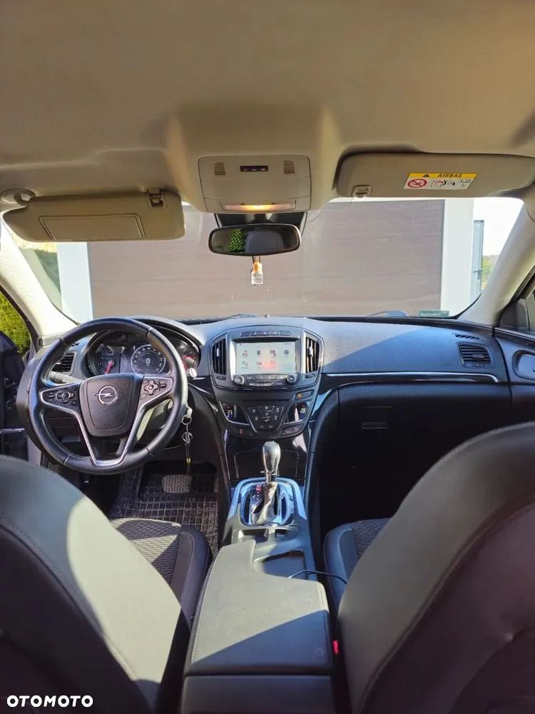Opel Insignia 2.0 CDTI Sports Tourer Automatik - 1