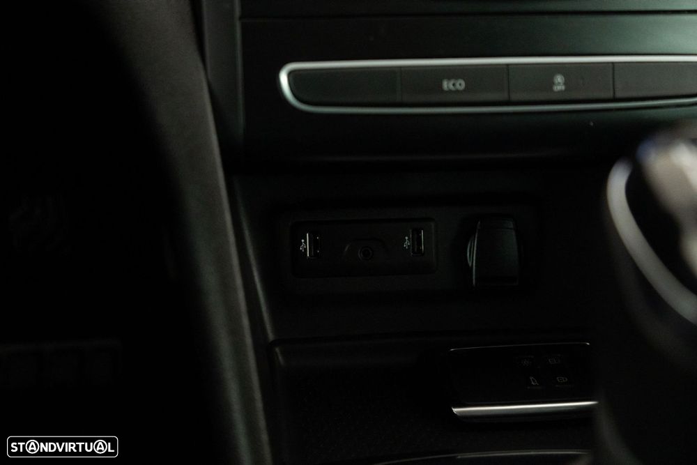 Renault Mégane Sport Tourer 1.3 TCe Limited - 23