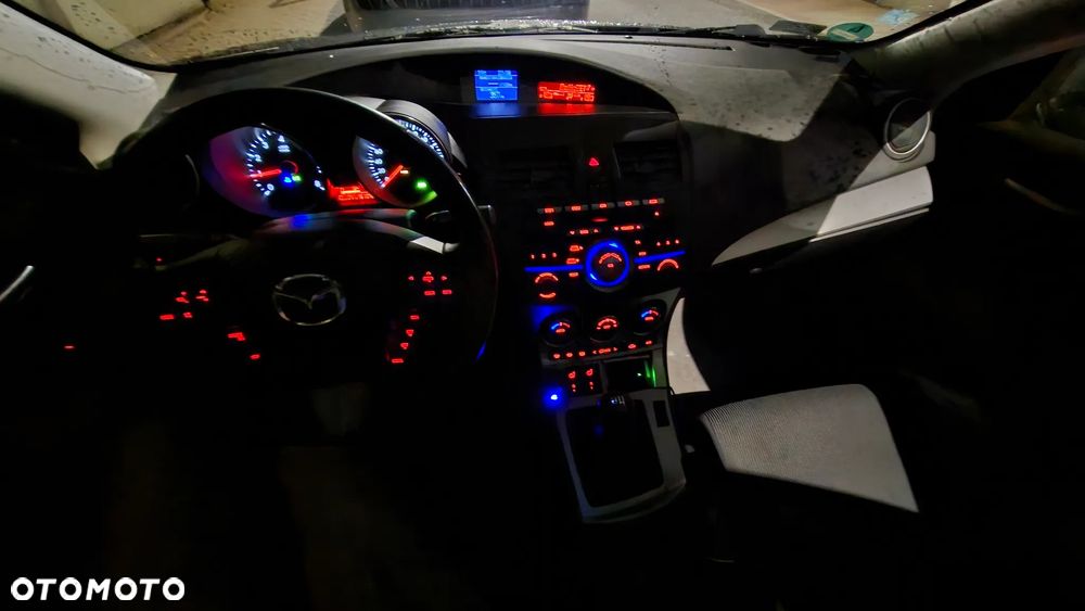 Mazda 3 2.0 MZR DISI Exclusive-Line - 11