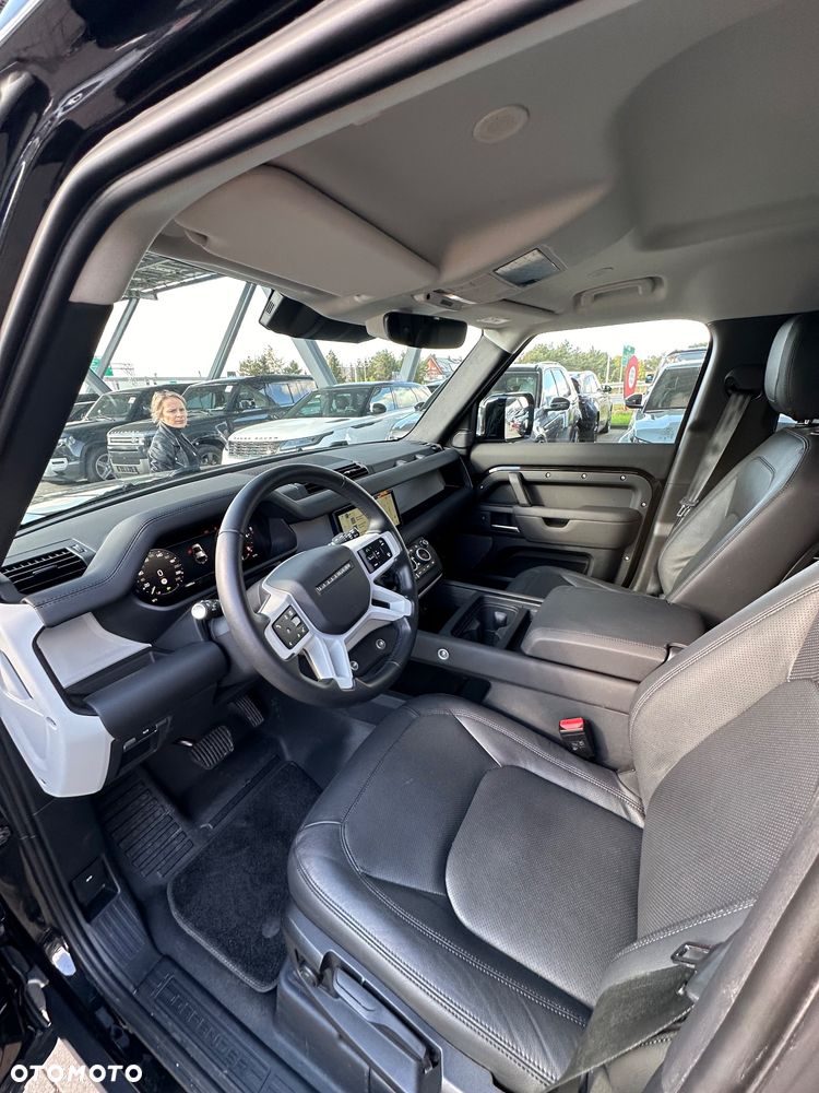Land Rover Defender 3.0 D200 mHEV S - 8