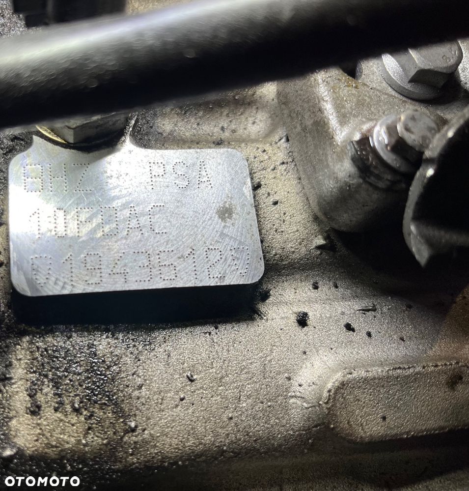 Silnik słupek Citroen C3 1.4 HDI 8HZ - 3
