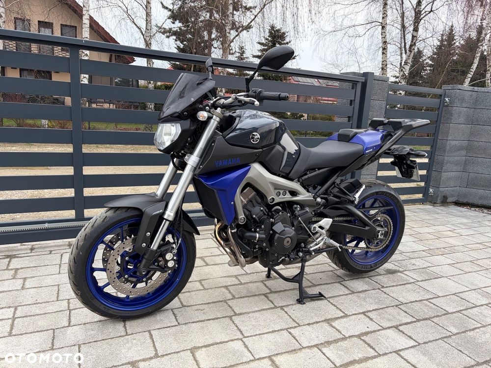 Yamaha MT - 2