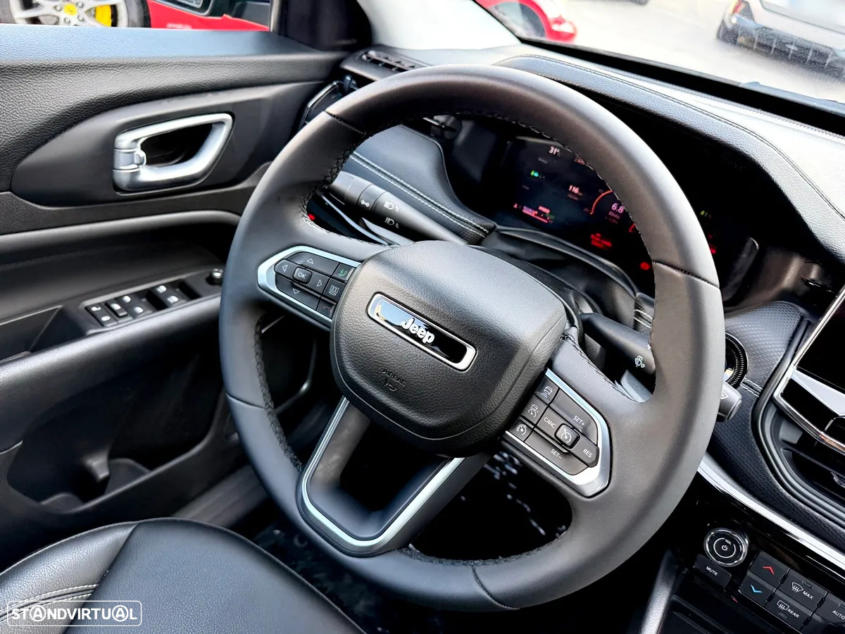 Jeep Compass - 12