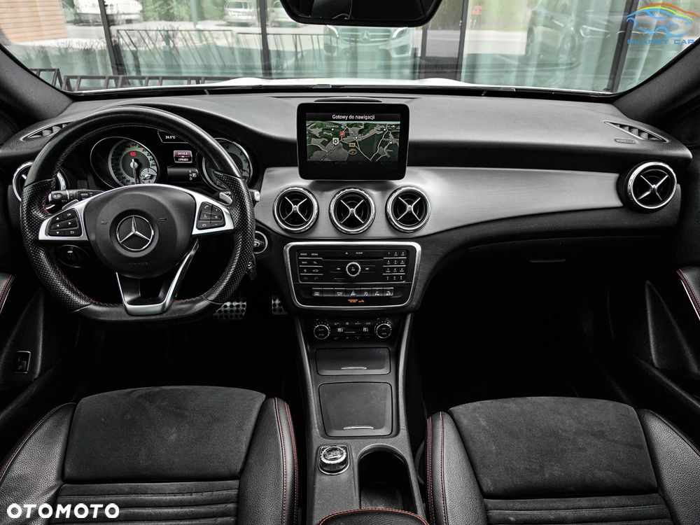 Mercedes-Benz GLA 220 d 4Matic 7G-DCT AMG Line - 19