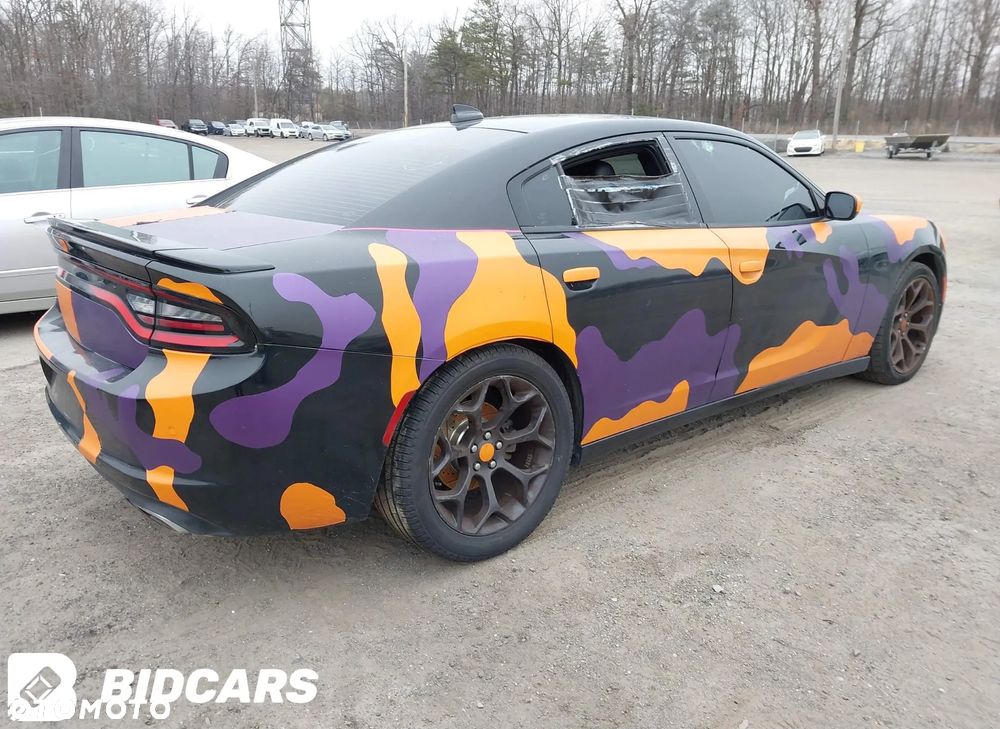 Dodge Charger 5.7 R/T - 13