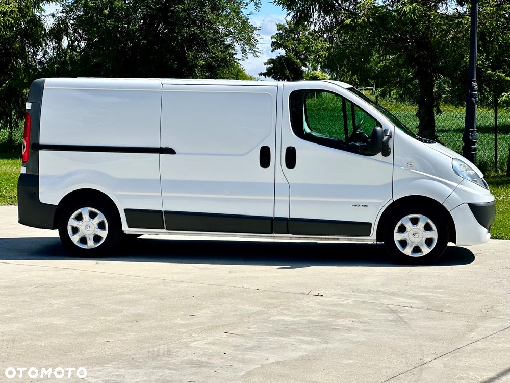 Renault Trafic - 16