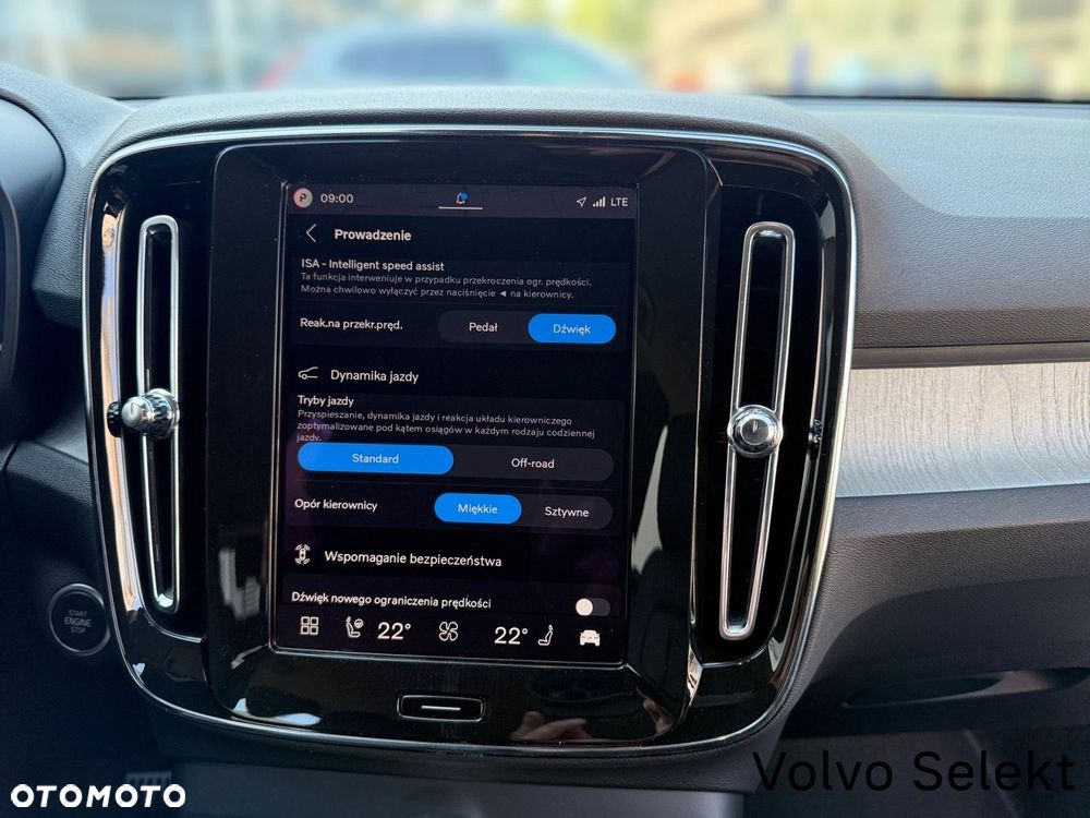 Volvo XC 40 - 22