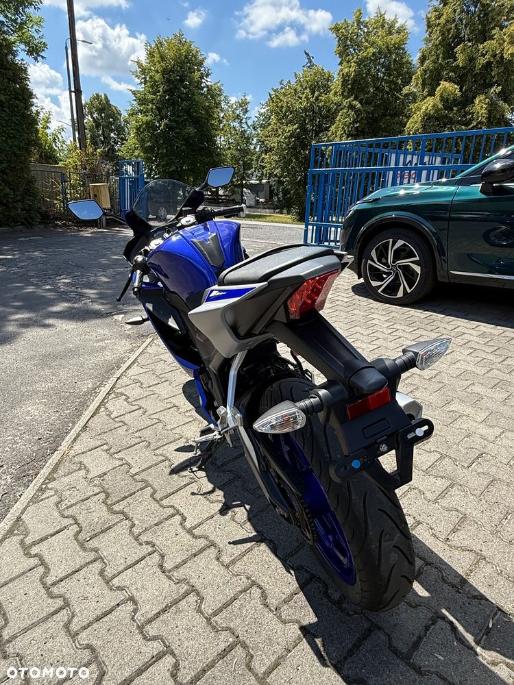 Yamaha YZF - 7