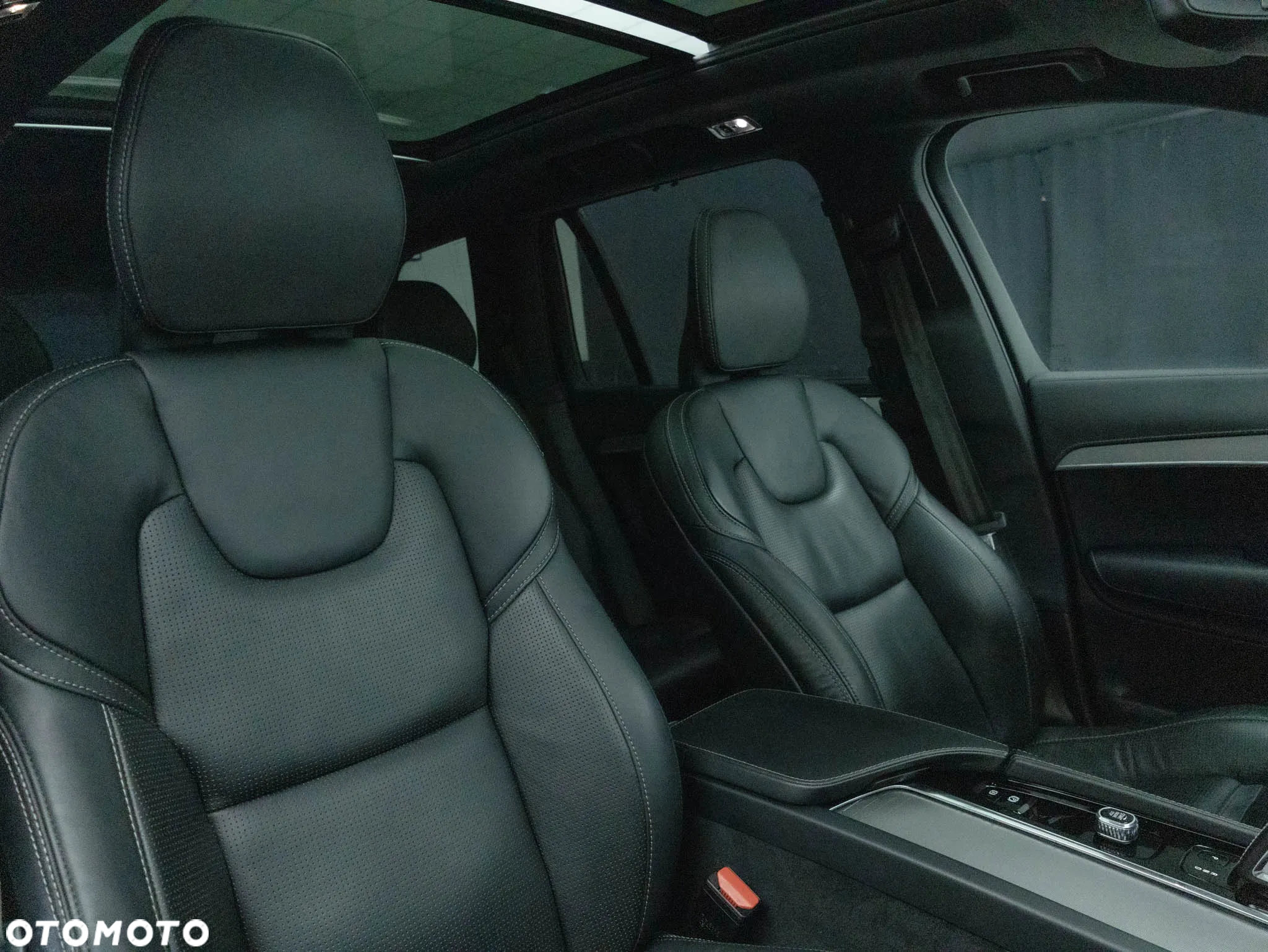 Volvo XC 90 - 33