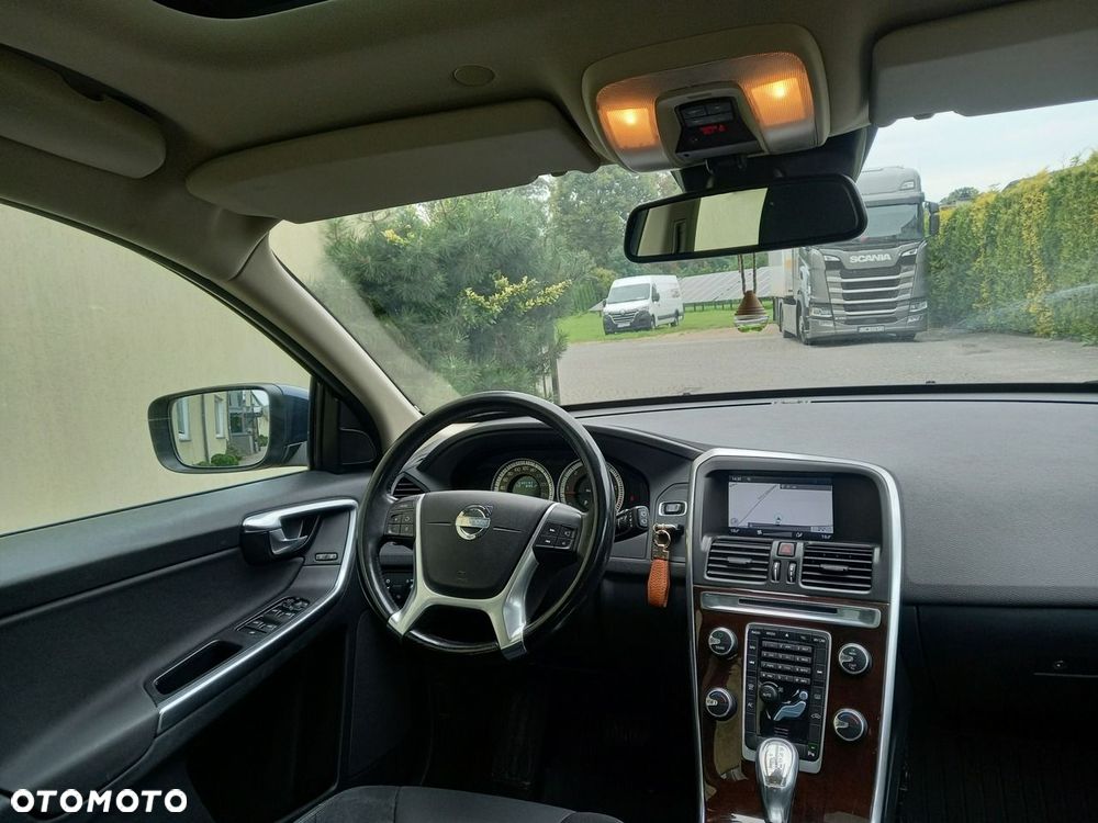 Volvo XC 60 D3 Geartronic Summum - 22