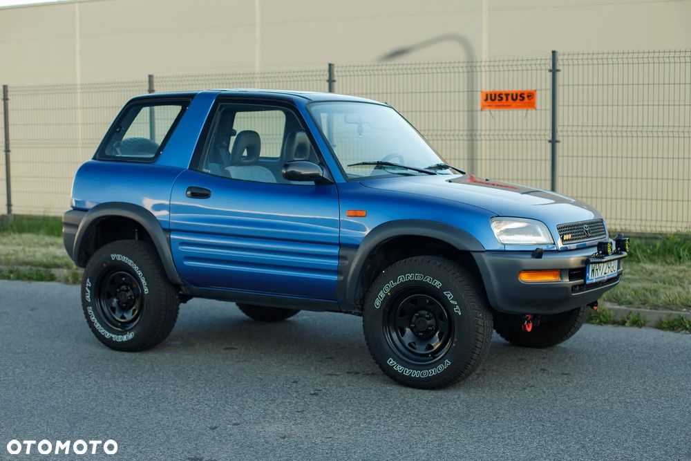 Toyota RAV4 2.0 Special - 13