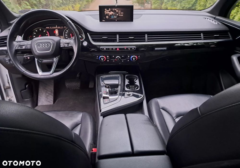 Audi Q7 - 19