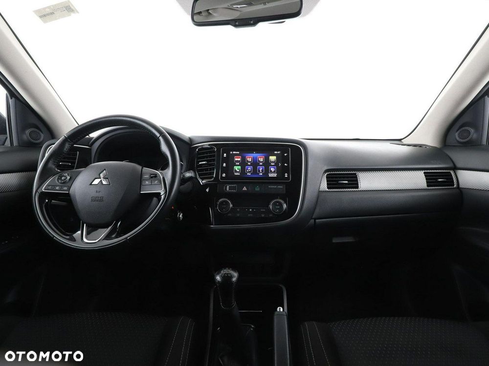 Mitsubishi Outlander 2.0 2WD Edition 100 - 15