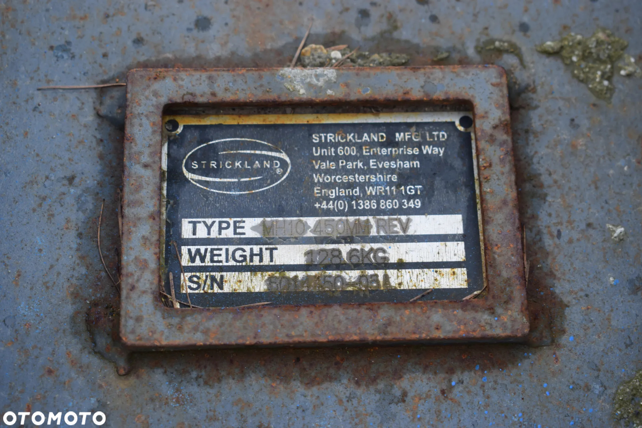 Wąska łyżka kopiąca strickland na sworznie FI 50 * MH-10 * MM-10 * 45 CM * - 18