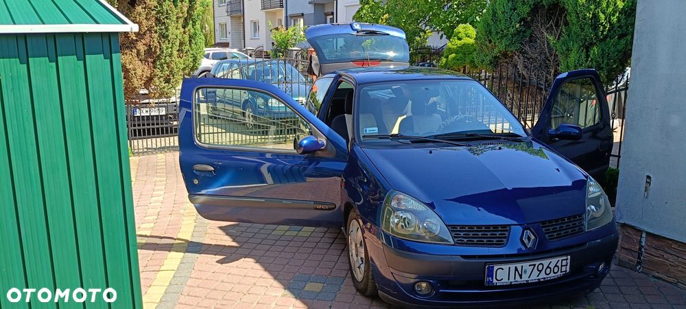 Renault Clio - 1