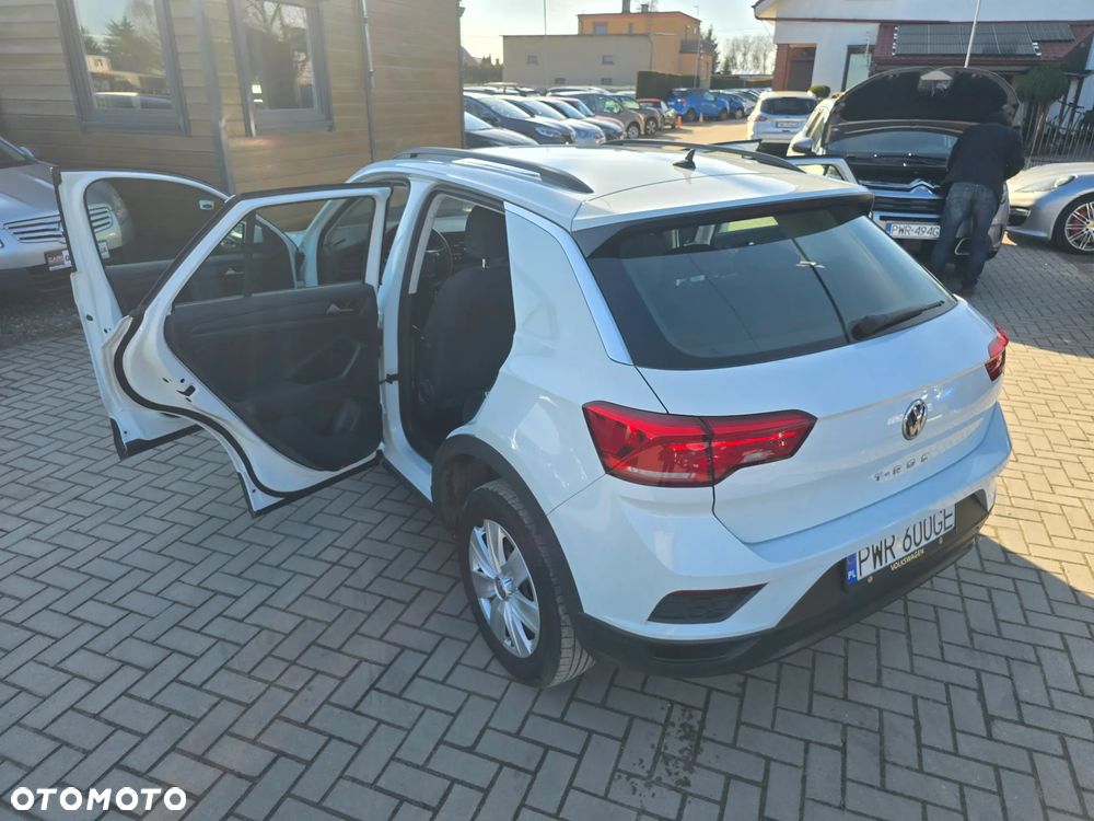 Volkswagen T-Roc - 39