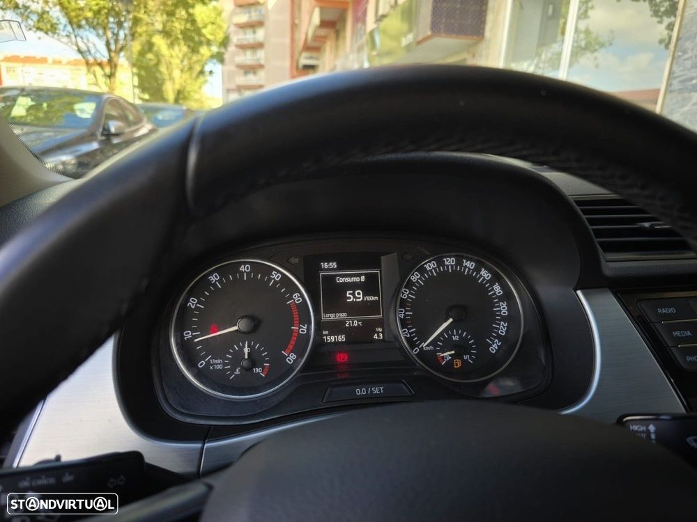 Skoda Fabia 1.0 Ambition - 16
