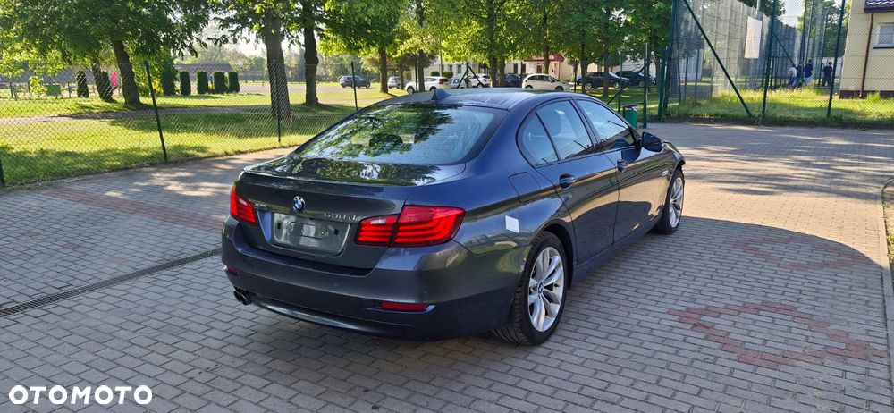 BMW Seria 5 530d xDrive Sport-Aut Luxury Line - 5