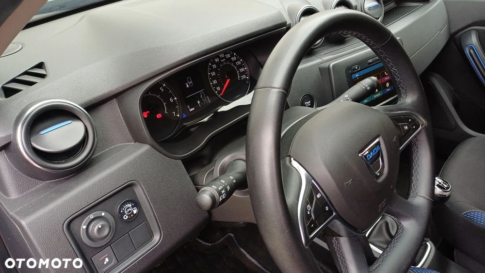 Dacia Duster 1.0 TCe SL Celebration - 10