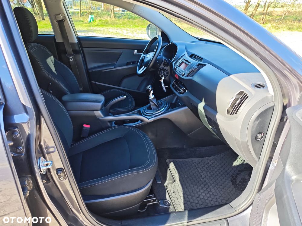 Kia Sportage 1.7 CRDI 2WD Spirit - 28