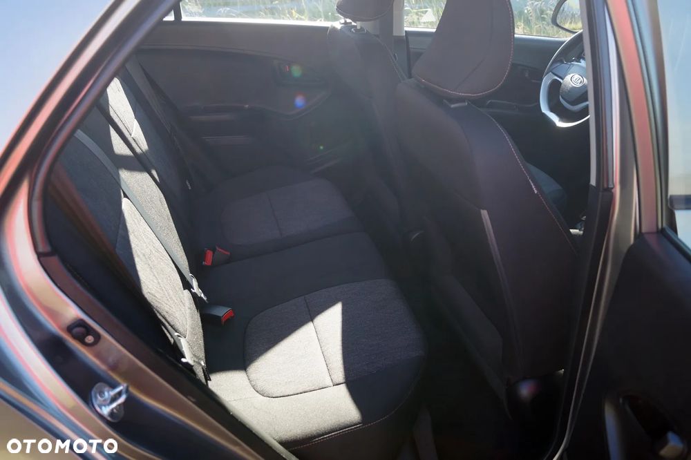 Kia Picanto 1.0 Business Line - 18