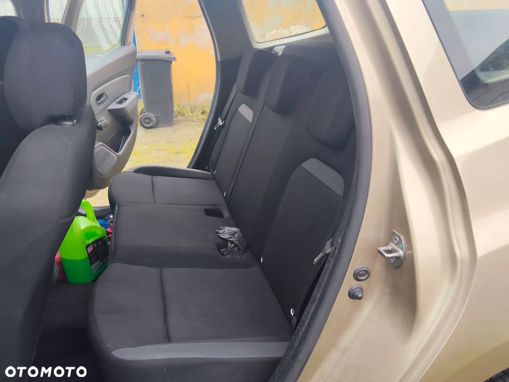 Dacia Duster 1.3 TCe FAP Essential - 6