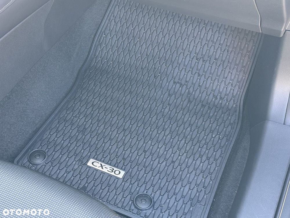 Mazda CX-30 - 25