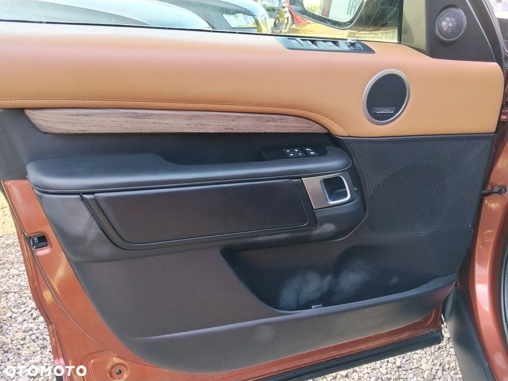 Land Rover Discovery 3.0 SDV6 HSE Luxury - 16