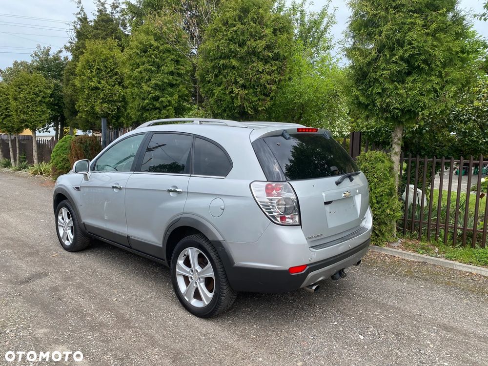 Chevrolet Captiva 2.2 TD AWD LTZ - 2
