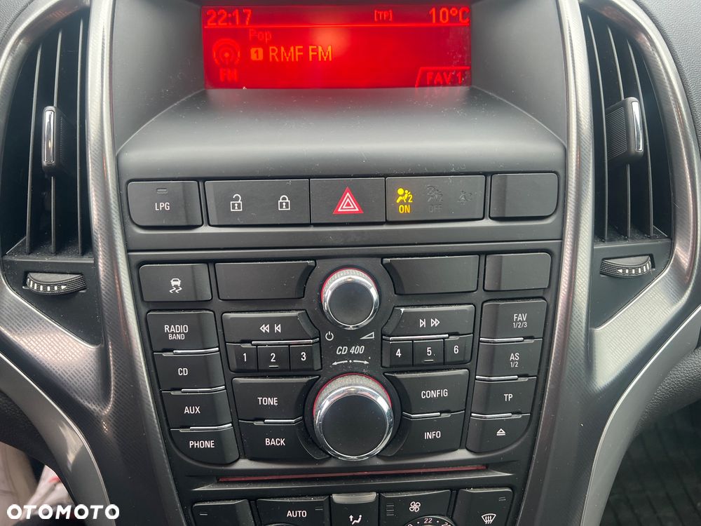 Opel Astra 1.4 T Enjoy S&S - 17