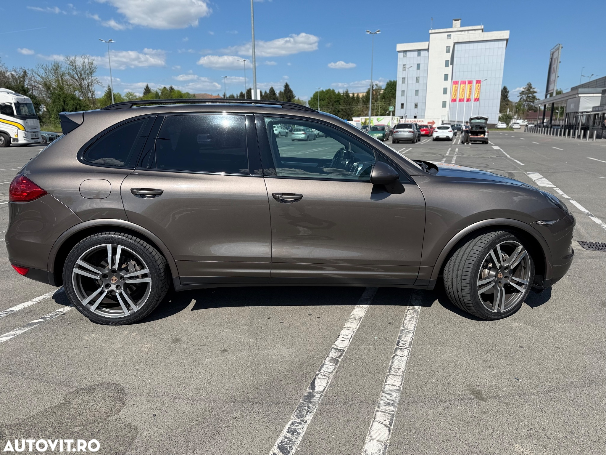 Porsche Cayenne Diesel Platinum Edition - 4