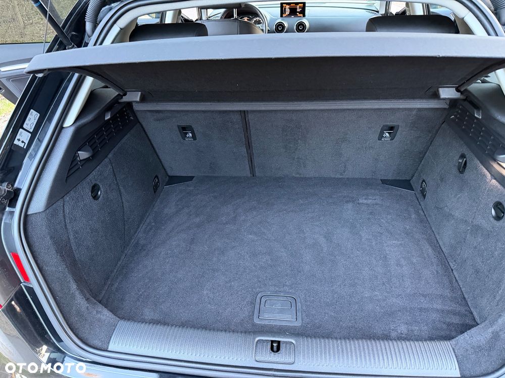 Audi A3 Sportback 2.0 TDI Ambiente - 38