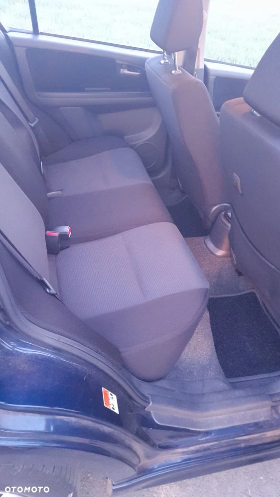 Suzuki SX4 - 29