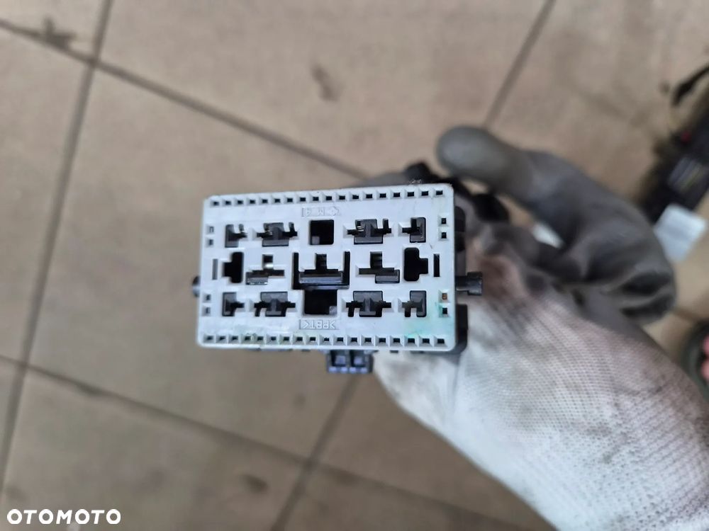 WIĄZKA ELEKTRYCZNA PAKI TYŁ DO LAMP L2 FORD TRANSIT  MK8 14r+ - 2