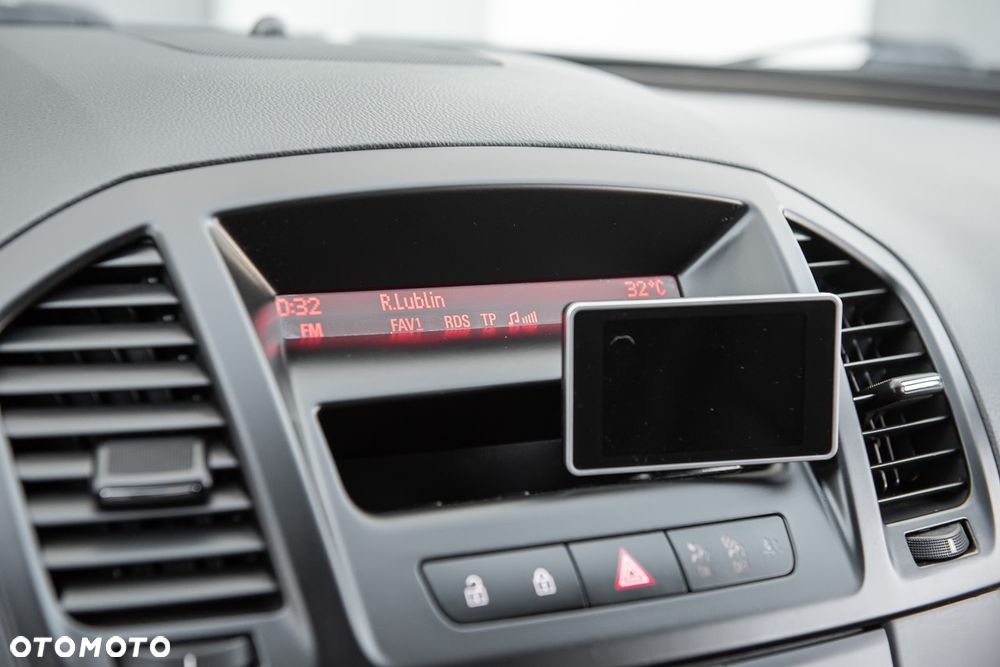 Opel Insignia - 20