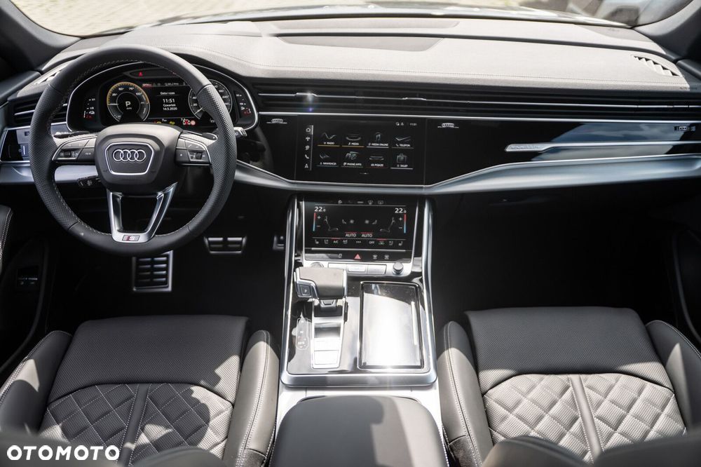 Audi Q8 - 21