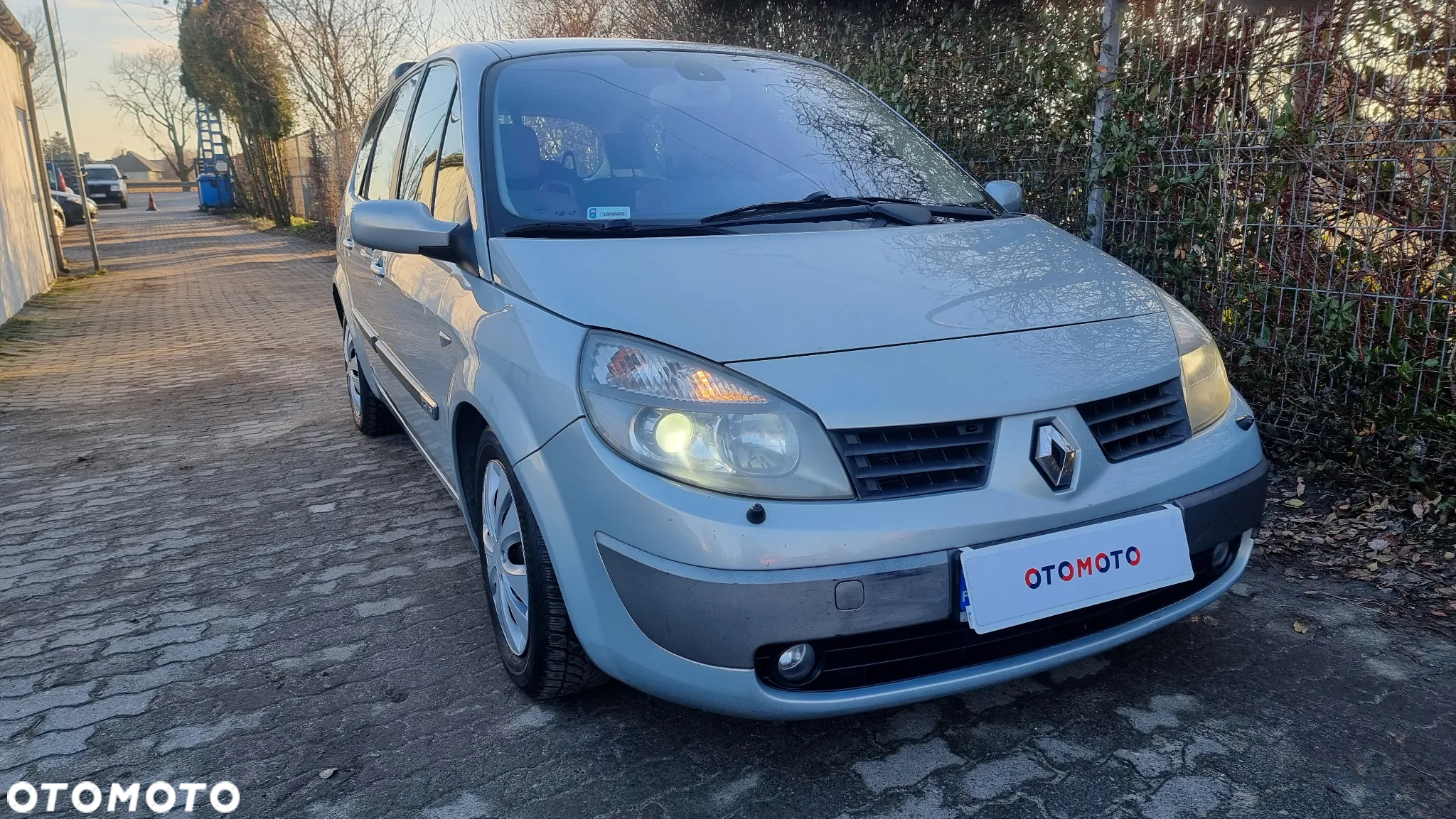 Renault Scenic - 3