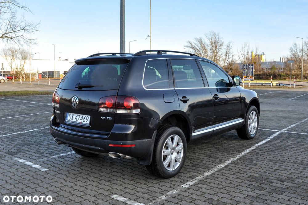 Volkswagen Touareg - 4