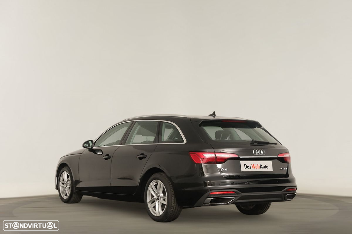 Audi A4 Avant 30 TDI S tronic - 3