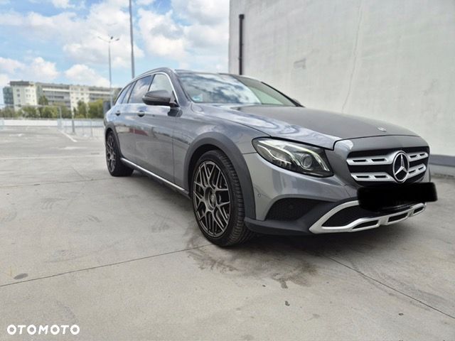 Mercedes-Benz Klasa E 400 d 4-Matic All-Terrain 9G-TRONIC - 17